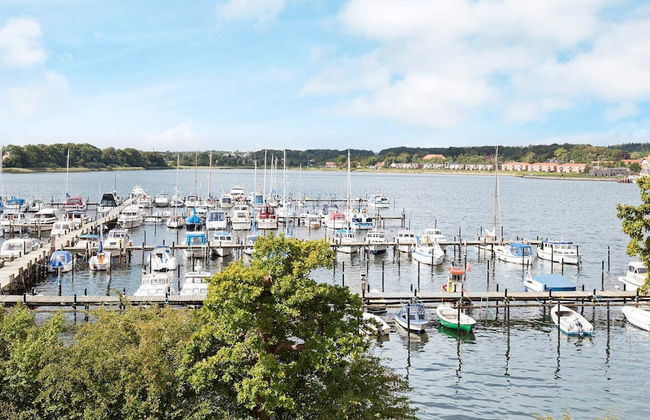 6 Person Holiday Home on a Holiday Park in Grasten - Foto 32