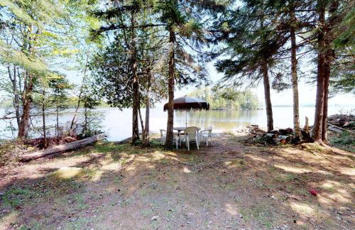 Moosehead Memories + Sandbar Cabin - Foto 26