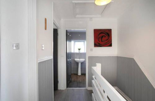 Maltby House, Rotherham for contractors & Families, free private parking, fast wifi, spacious,WIFI etc - Foto 34