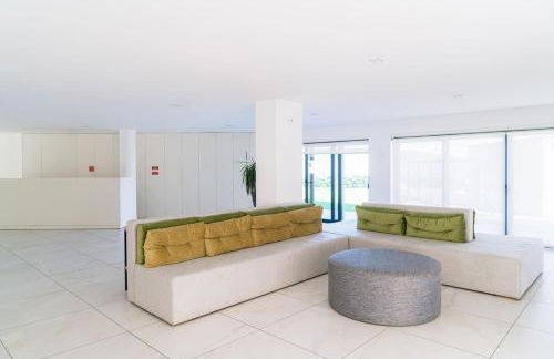 Studio w/ Balcony, Pool & Gym | Antas by Host Wise - Foto 23