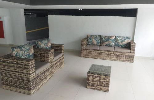 Apartamento novo região central de Ubatuba, com churrasqueira e varanda, 2 vagas - Residencial Jathy - Foto 31