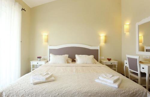 Holiday Home Romantische Villa mit Meerblick- Pool und Jacuzz by Interhome - Foto 25