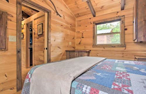 Year-Round Adventure! Rustic Cabin in Mill Spring - Foto 13
