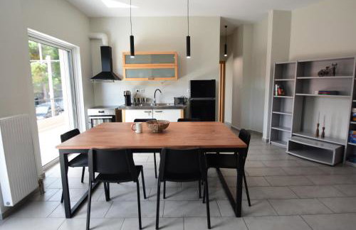 A Fox in the Snow - Foto 1