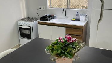 Apartamento 2 qtos lado aeroporto - Foto 2