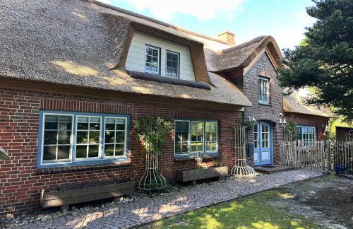 Sky & Sand Homes Eiderente I Kleine Auszeit unter Reet - ruhig & gemütlich - Photo 14