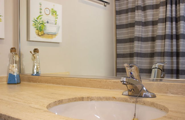 Golden Castle In Montreal - Foto 12