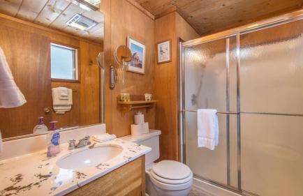 Mahogany by AvantStay Snowbird Cabin w Full Chamberlands Access - Foto 9