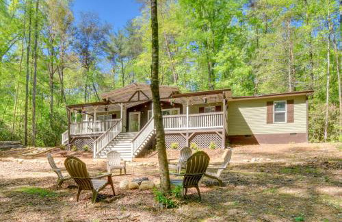 8 Mi to Helen: Sautee Nacoochee Home w/ Hot Tub - Foto 33