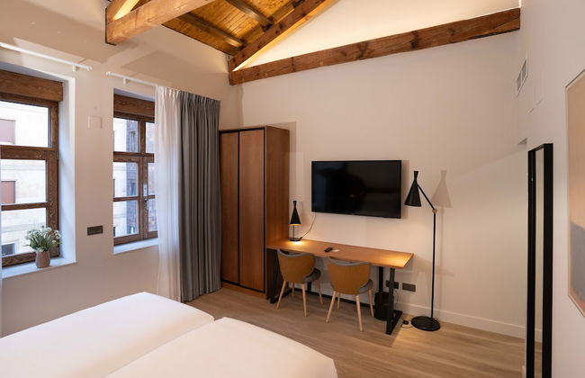 Prisma Suites - Photo 57