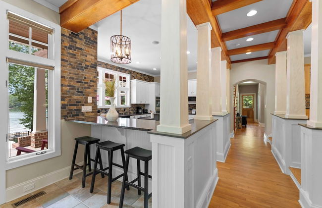 Boathouse Cove by Avantstay Pool + Swim Dock Hot Tub - Foto 20