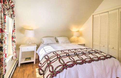 Lovely Brookfield Home with Private Deck and Views - Foto 20