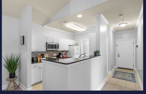 Newly Renovated Condo Minutes from The Beach, OWA Water Park and Tanger Outlets - Foto 32