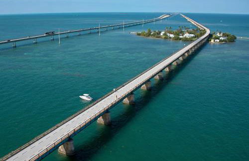 Serene Tiny House Retreat in Japanese Garden - Foto 49