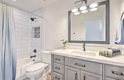 Upscale Phoenix Abode Walk to South Mountain Park - Foto 26