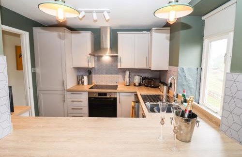 The Carriage - Photo 6