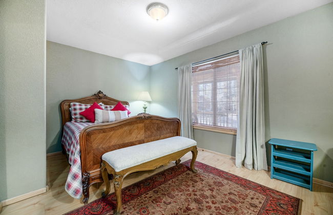 Abe's Cool Cabin - Nice luxury home with a game room, hot tub, and pool table - Foto 3