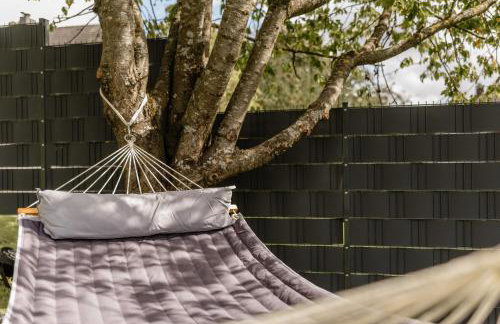 Kleeoase - Luxus Apartment- Jacuzzi - Dachterrasse - Kochinsel - kostenlose Parkplätze - See in 10 min - Foto 44