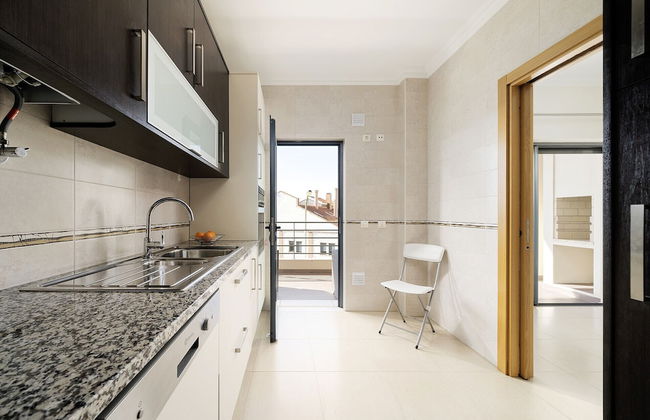 Lagos Central 1 With Pool by Homing - Foto 5