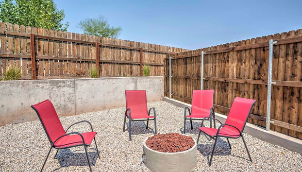 Upscale Moab Home w/ Redrock Views+hottub & Patio - Photo 2, Interior