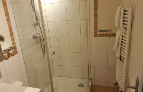 City Apartments - Photo 18