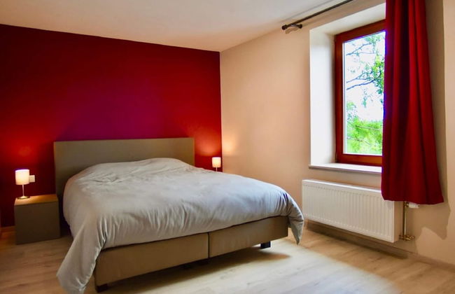 Tranquil Holiday Home in Manhay with Hot Tub near Ski Area - Photo 3