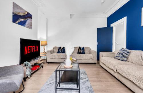 Anfield House - Liverpool Retreat 7 Bedroom Home - Photo 25