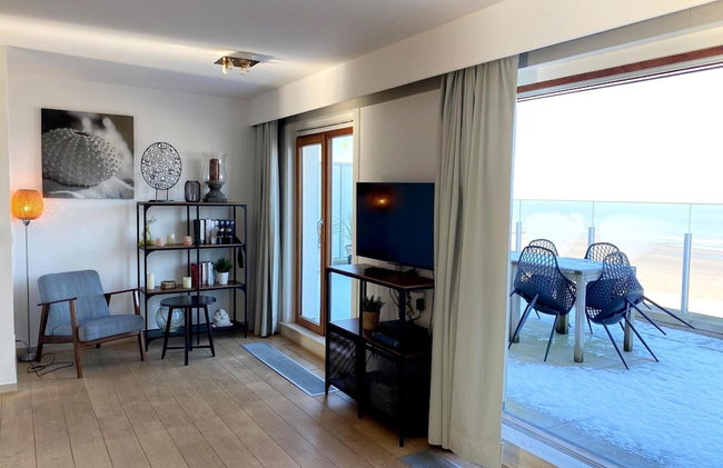 Attic Apartment Nieuwpoort With Coastal Views - Photo 15