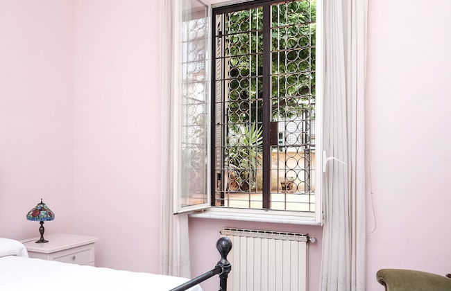 Lush Garden Steps Away from Great Park - Foto 3