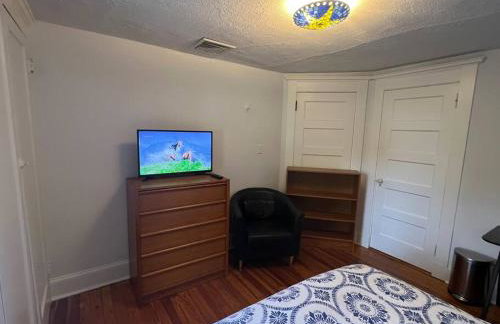 Luxury 5 Star Home with Amazing Water Views - Foto 35