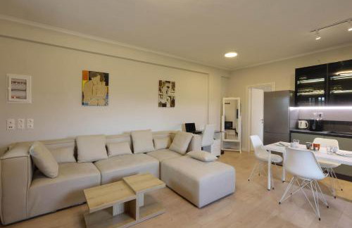 Avlos Luxury Home-NEW! 5 Min to Ctr - Foto 15