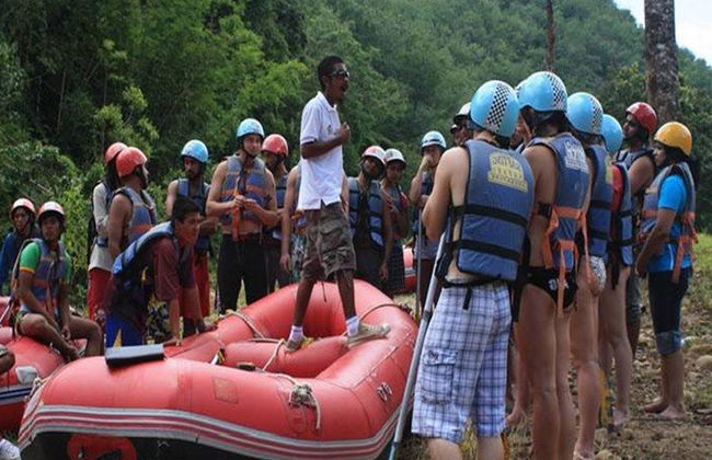 Rafting en aguas bravas - Foto 3