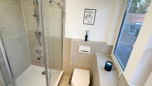 LGH-Moderne, ruhige Wohnung, Nähe zum Flughafen und Autobahn, 24h-self-check-in, vollausgestattet, DisneyPlus, Waschmaschine - Foto 4