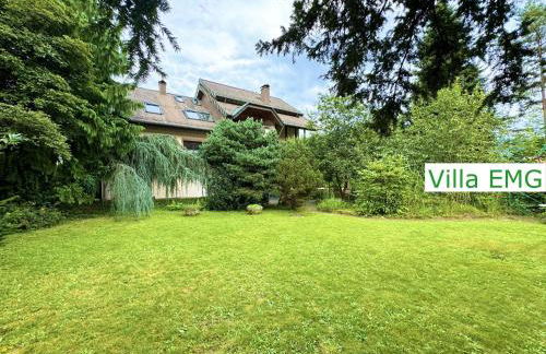 Luxury Ferienhaus Spa Villa Gernsbach mit Pool, Sauna, Garten, Kamin bis 22 Personen - Foto 17