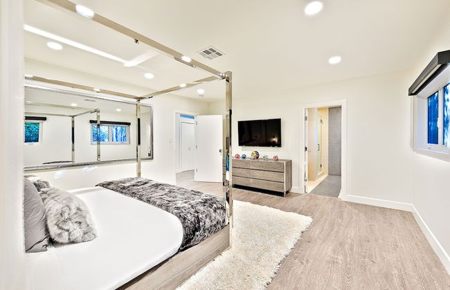 Beverly Hills Luxury Modern Palace - Photo 8