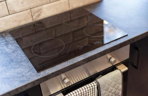 Affordable Serviced Apartment Perfect for Contractors in PE1 Short & Long Term Stays - Free WIFI - Free Parking - With Sofa Bed - Full Kitchen - Foto 30