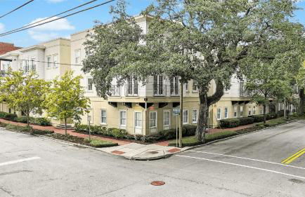 Walkable Historic District Stay 2 Units Sleeps 14 The Juliette by AvantStay - Foto 33