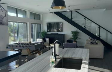 Tailgate Penthouse 2 Blocks from UT Stadium - Foto 7