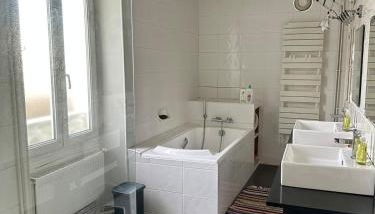 Maison familiale-jardin-50m du Loing-tout à pied - Foto 5