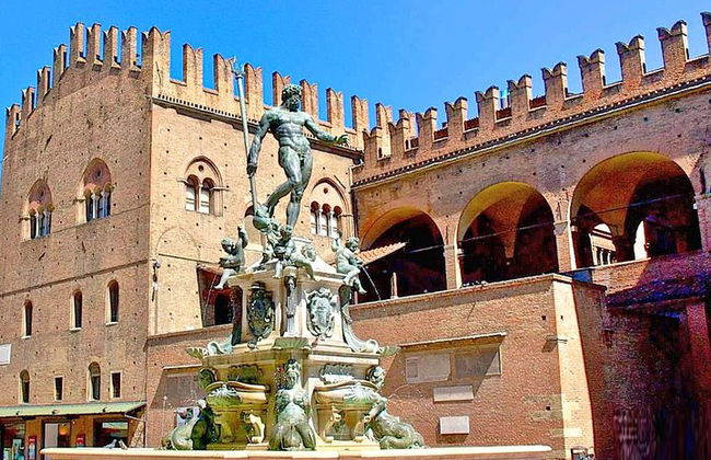 Tour notturno privato di Bologna con guida locale più votata - Foto 6