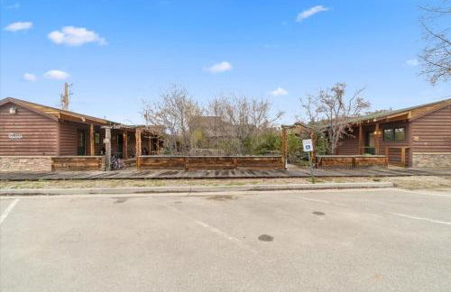 Black Bear Studio in Tranquil Courtyard by Grand Luxe - Foto 11