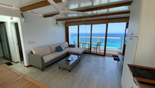 Eros OceanView Attic - Photo 3