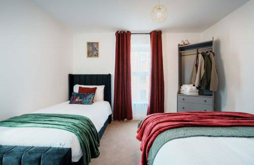 Large 4BR House Leeds, Contractor Friendly - Photo 41