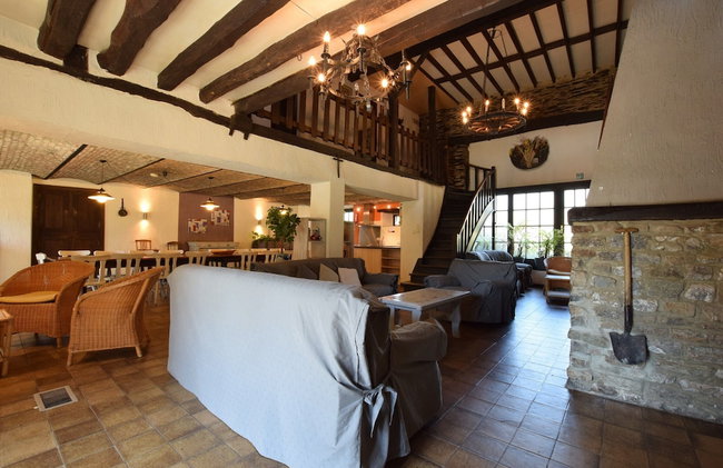 Authentic Holiday Home in Gouvy near Forest - Photo 24
