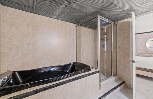 Edgewater Tower 2 Unit 505 - Foto 36