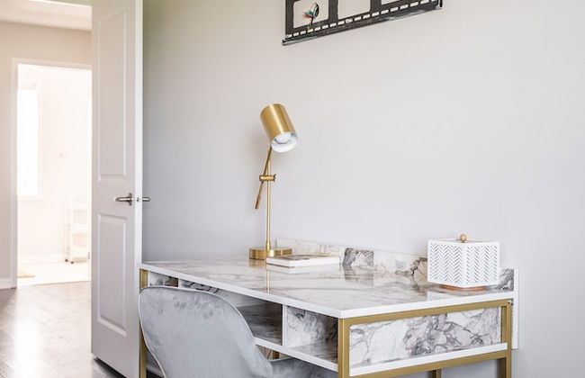 GLOBALSTAY Modern 3 BD House in Brampton - Photo 16