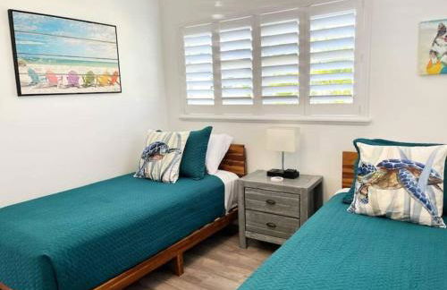 Modern Apartment - 3 of 4 - Photo 10