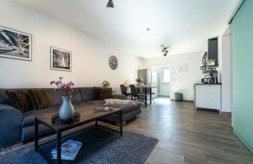 Select-Home 2 - Netflix - Kaffee&Tee - Parkplatz - viele Extras - Foto 3