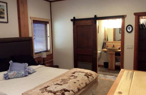 Gorgeous Bed and Breakfast Suite near Elk City in Wilderness of Central Idaho - Foto 8