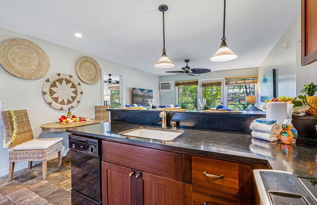 Aina Nalu C107 2 Bedroom Condo by Redawning - Foto 13